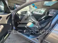 2004 BMW 320