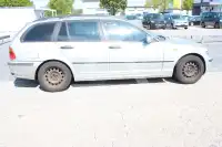 2004 BMW 320