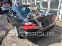 2004 BMW 320
