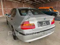 2004 BMW 320