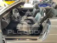 2004 BMW 320
