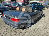 2004 BMW 330