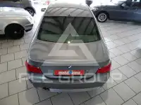 2004 BMW 520