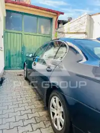 2004 BMW 520