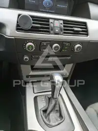 2004 BMW 520