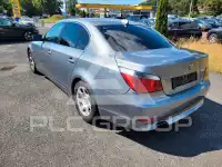 2004 BMW 520