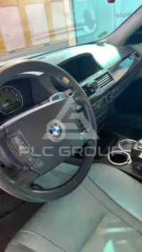 2004 BMW 735