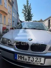 2004 BMW 318