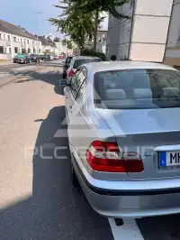 2004 BMW 318