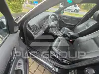 2004 BMW 318