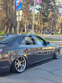 2004 BMW 545