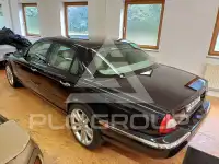 2004 Jaguar XJR