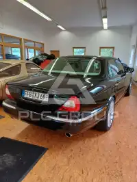 2004 Jaguar XJR