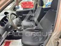 2004 Suzuki Ignis