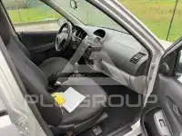 2004 Suzuki Ignis