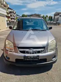 2004 Suzuki Ignis