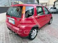 2004 Suzuki Ignis