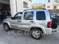 2004 Jeep CHEROKEE