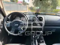 2004 Jeep CHEROKEE