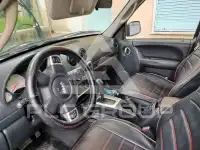 2004 Jeep CHEROKEE