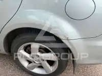 2004 Mazda 2