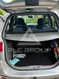 2004 Mazda 2