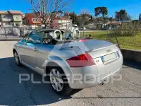 2004 Audi TT