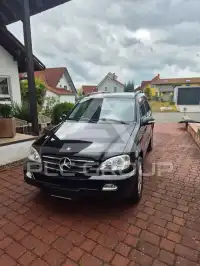 2004 Mercedes Benz ML 400