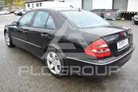 2004 Mercedes Benz E 400