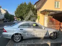 2005 Mercedes Benz 220