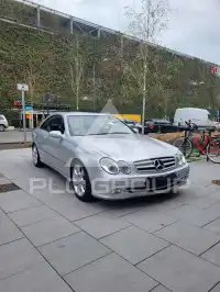 2004 Mercedes Benz CLK 320