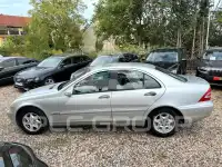 2004 Mercedes Benz C 220