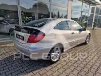 2004 Mercedes Benz C 220