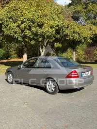 2004 Mercedes Benz C 220