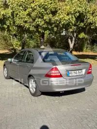 2004 Mercedes Benz C 220