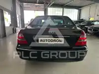 2004 Mercedes Benz E 200