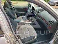 2004 Mercedes Benz E 200