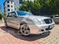 2004 Mercedes Benz E 200
