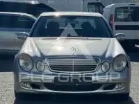 2004 Mercedes Benz E 200