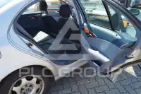 2004 Mercedes Benz E 200