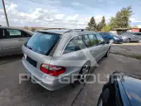 2004 Mercedes Benz E 200