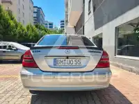 2004 Mercedes Benz E 200