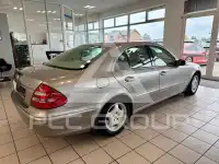 2004 Mercedes Benz E 200