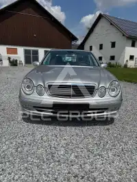 2004 Mercedes Benz E 200