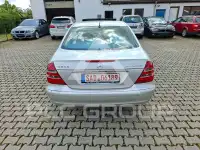 2004 Mercedes Benz E 200
