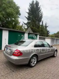 2004 Mercedes Benz E 200