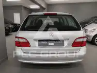 2004 Mercedes Benz E 200