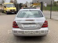 2004 Mercedes Benz E 200