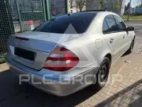 2004 Mercedes Benz E 200