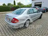 2004 Mercedes Benz E 200